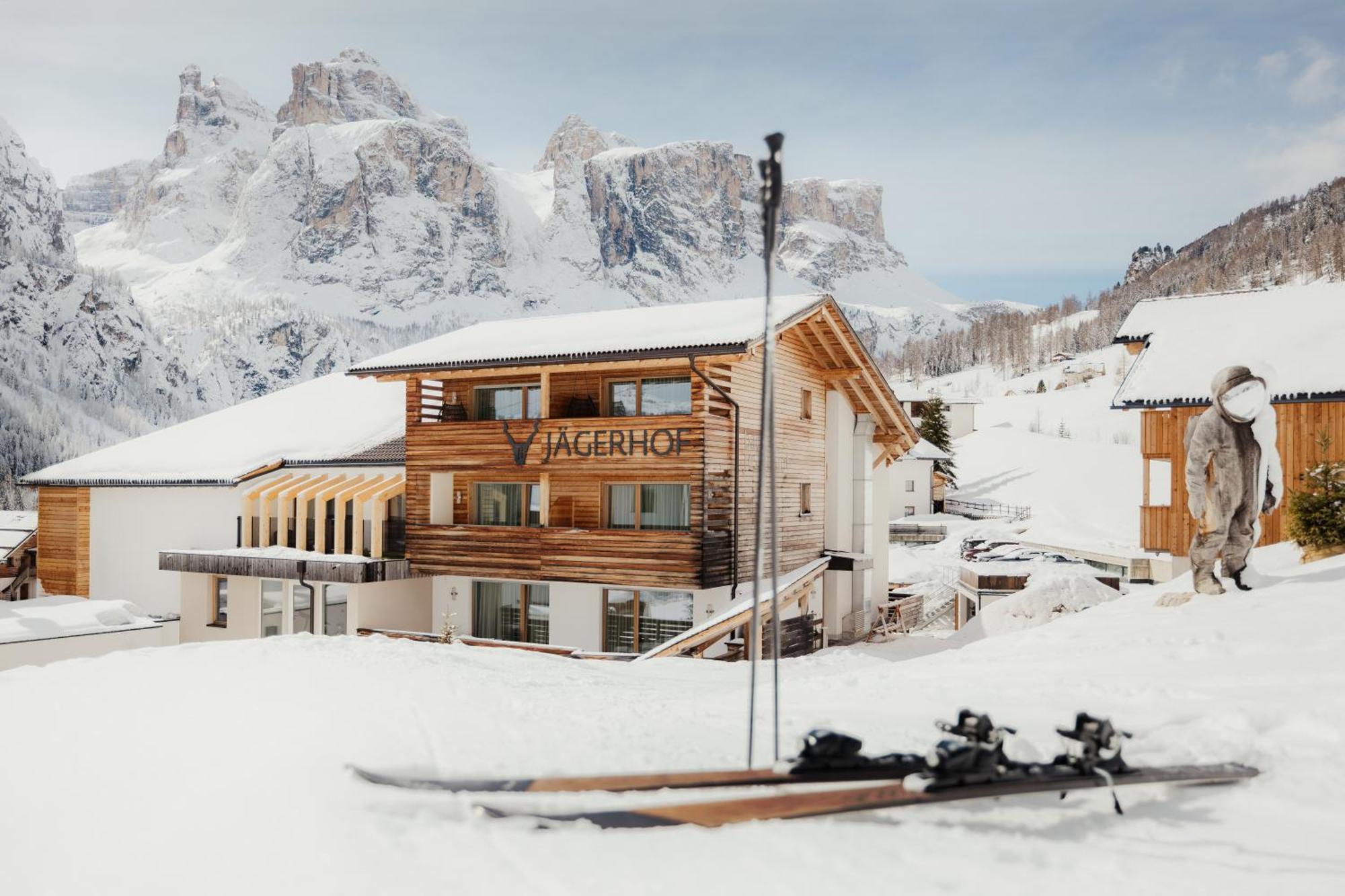Hotel Jaegerhof Colfosco Exterior foto